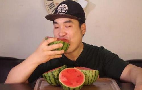 济宁网红吃瓜事件是真的吗,济宁网红吃瓜事件真相揭秘 第2张 济宁网红吃瓜事件是真的吗,济宁网红吃瓜事件真相揭秘 第2张